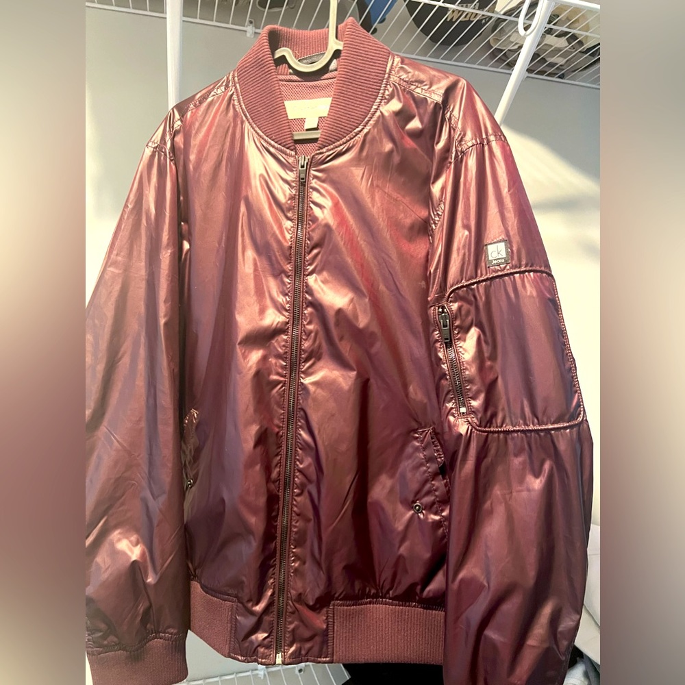Calvin Klein Jacket size Large well kept its like a burgundy maroon color